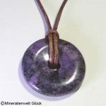 Charoit Edelstein Donut 3 cm mit Lederband dunkelbraun Charoit Edelstein, Donuts, Mineralien, Edelsteine, Heilsteine